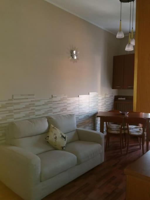 Mice Ottima Soluzione Per Il Centro E La Svizzera Appartement Como Buitenkant foto